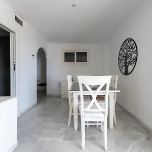 apt-100-vista-al-mar-y-piscina.1costadelsol.com/